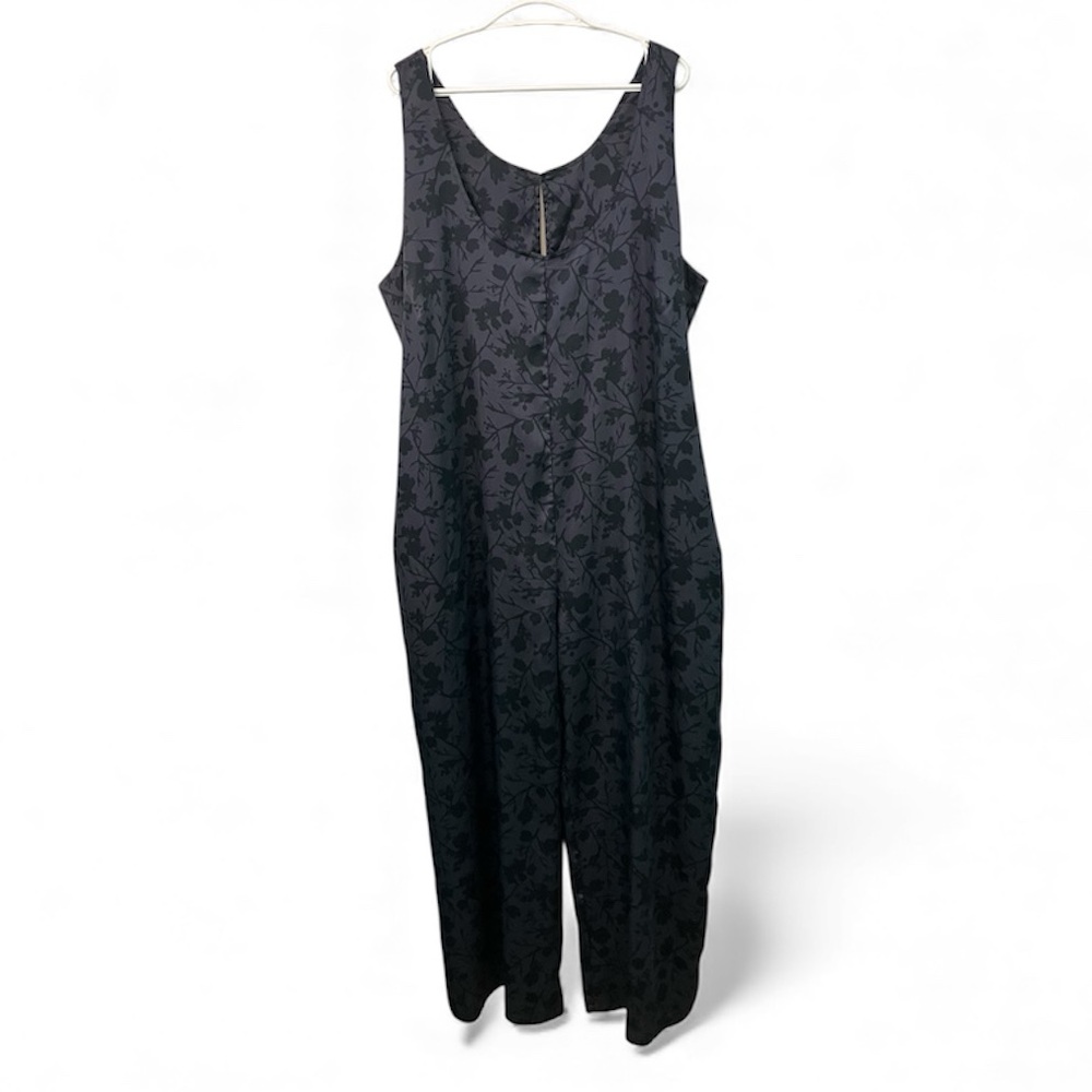 🌷3/$15🌷smash + tess park floral jumpsuit